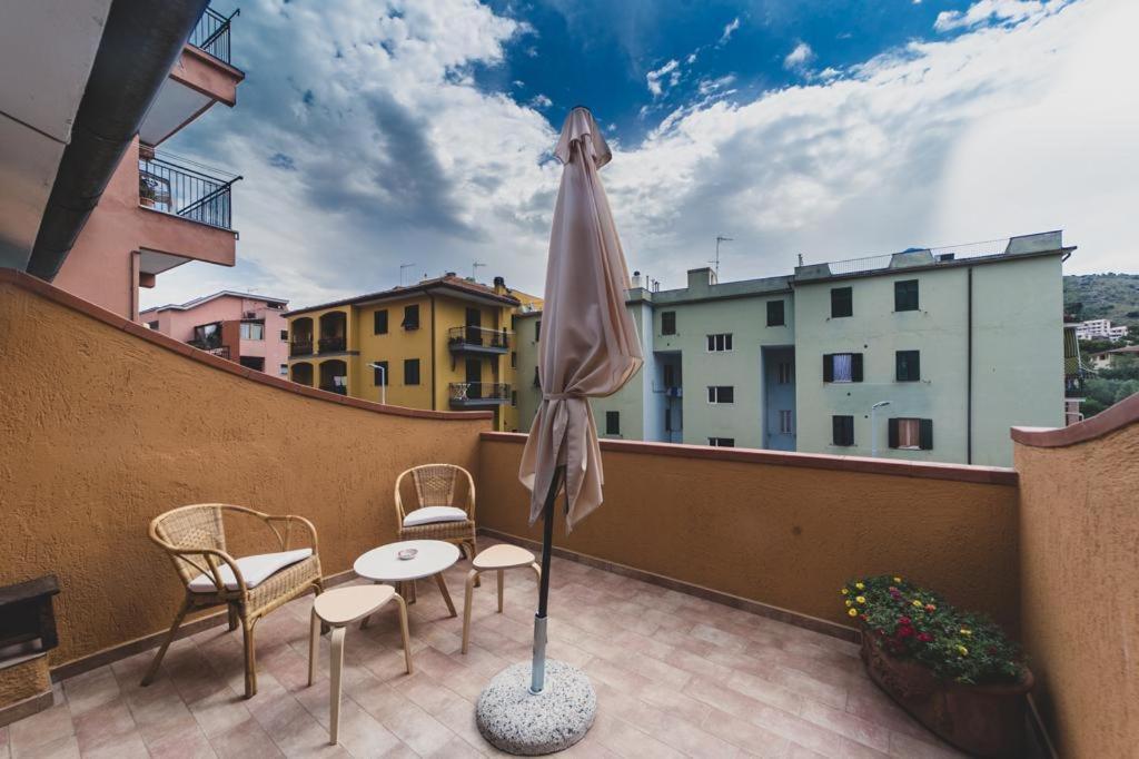 Molly Apartment Porto Santo Stefano  Exterior photo